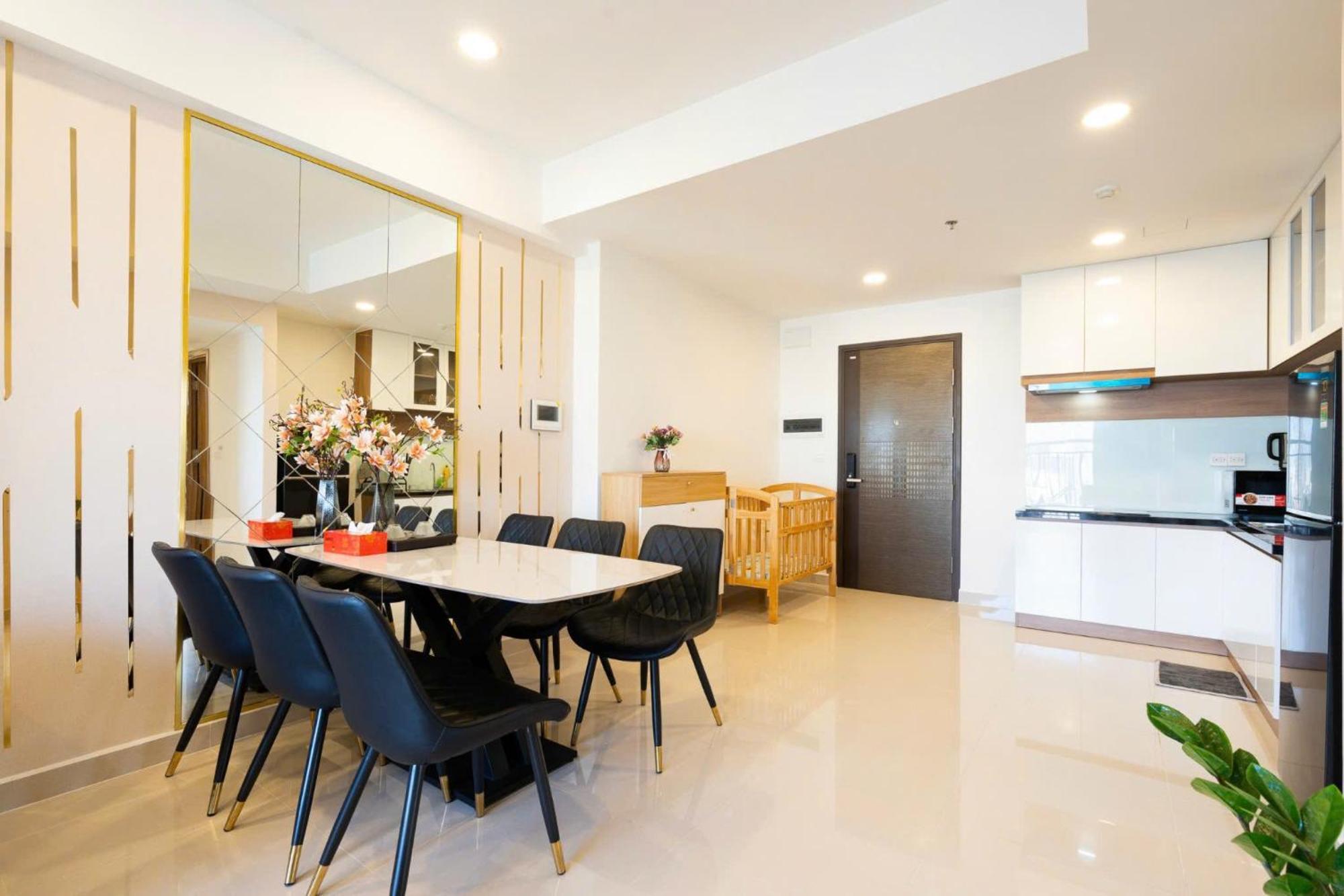 Otis - Rivergate Building District 4 Căn hộ *